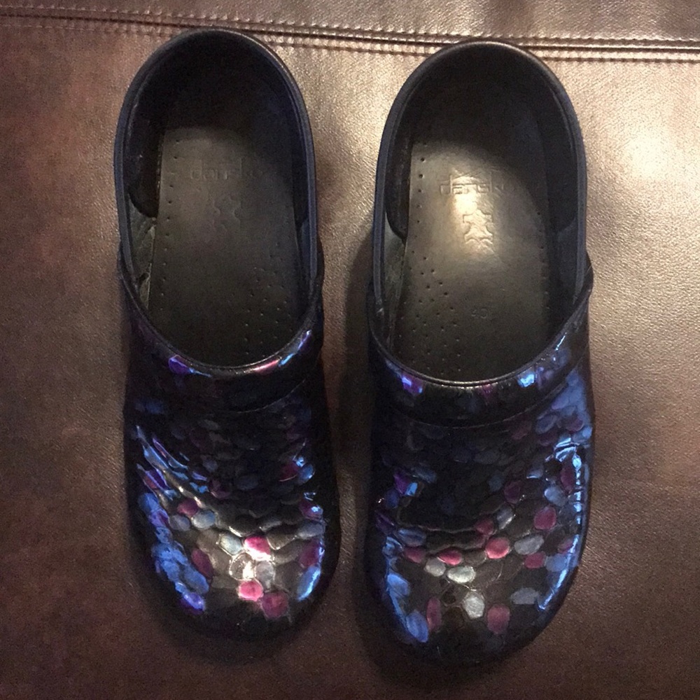 Women’s dansko nursing clogs size 40